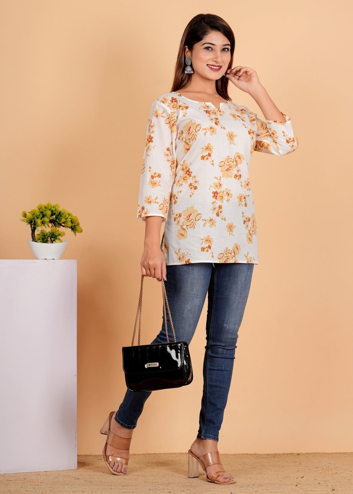 Jaipuri Printed Women’s short kurti
