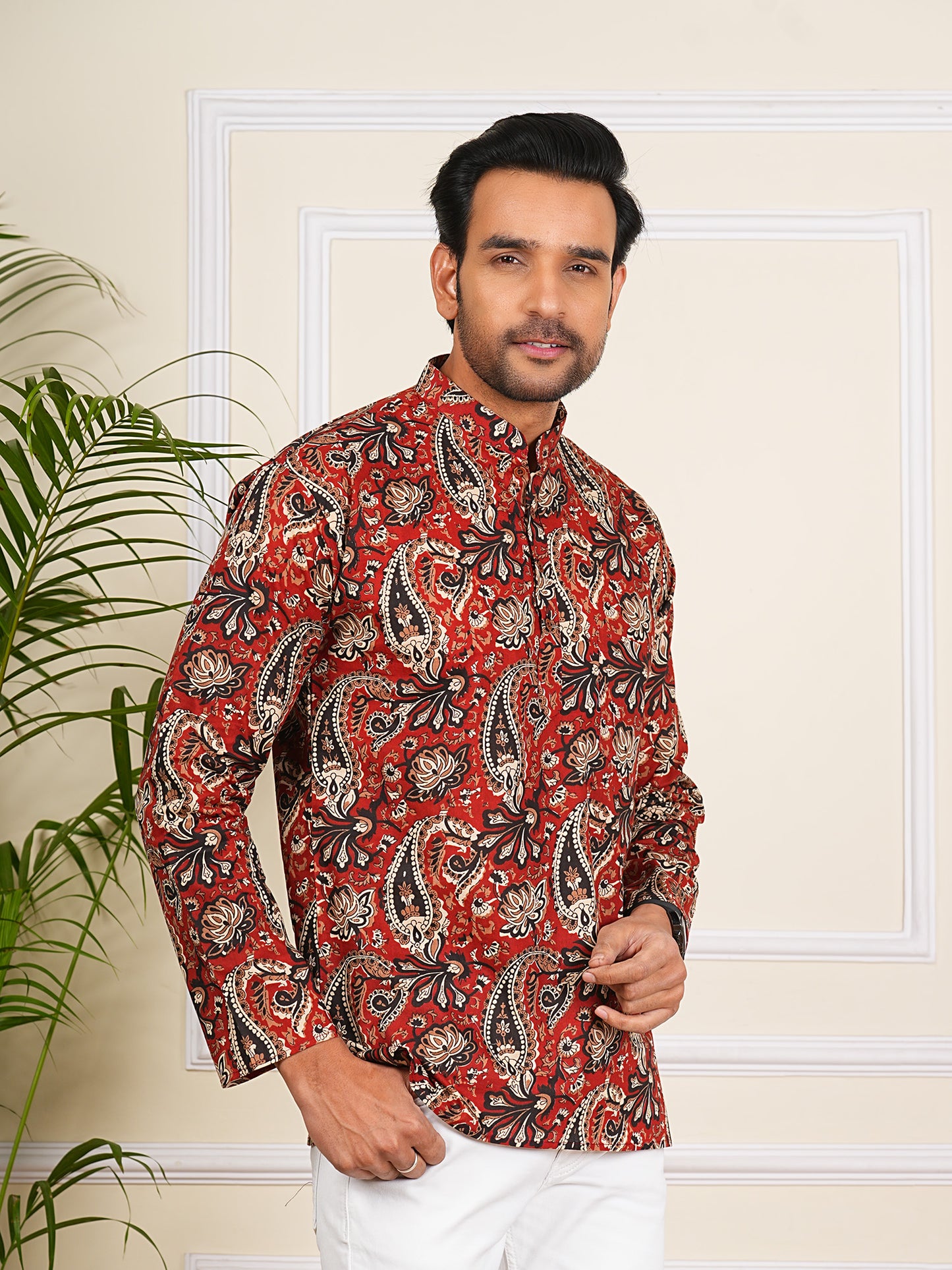 Black and Red Paisley/Aambi Printed Short Kurta For Men