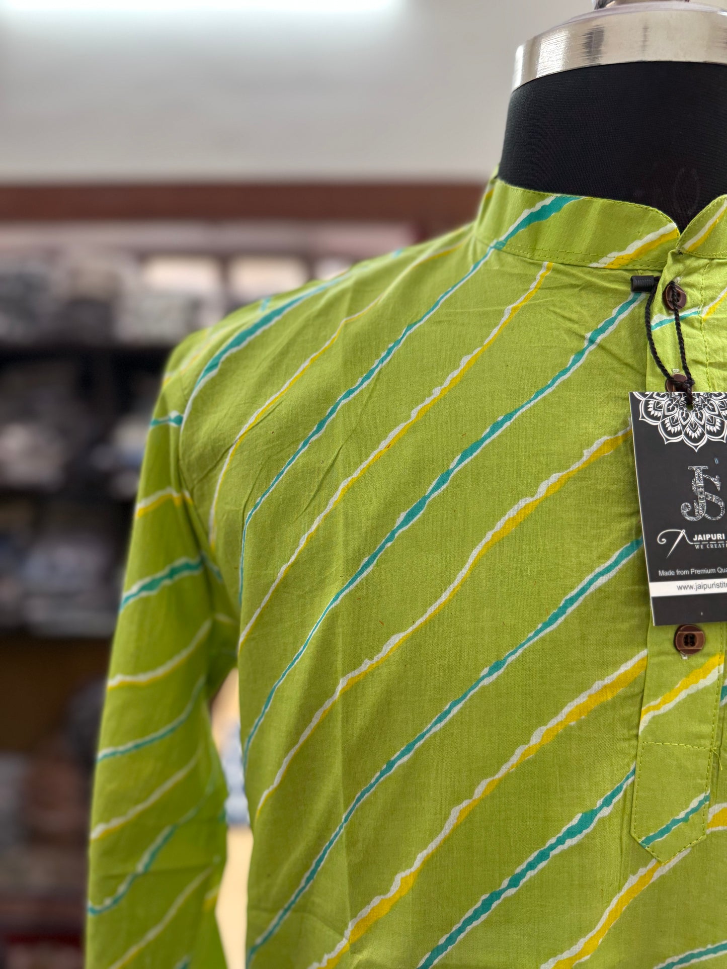 Lime Leheriya Printed Full Sleeves Short Kurta for Men