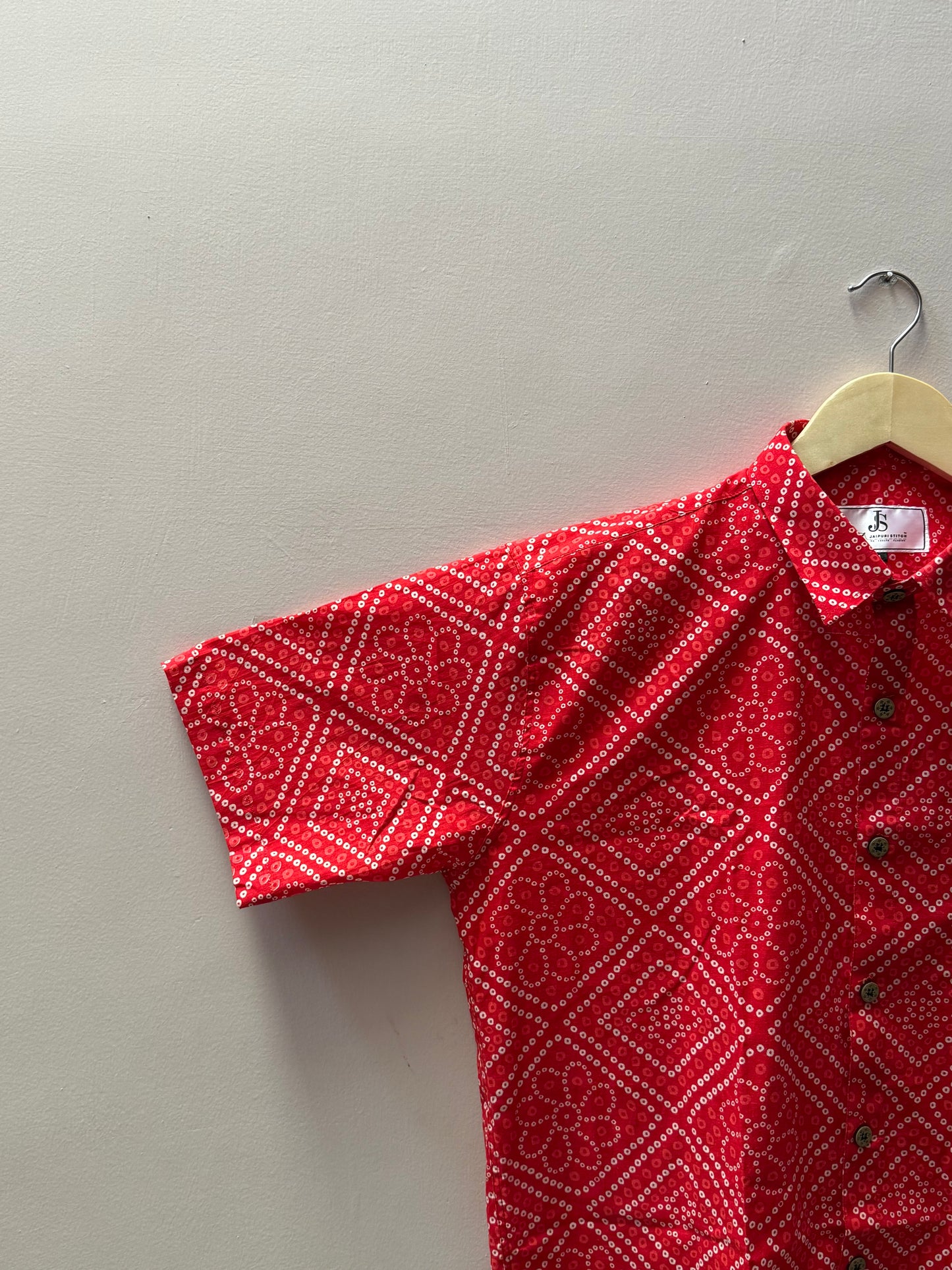 red Bandhani/Bandhej Printed Mens Half Sleeves Cotton Shirt