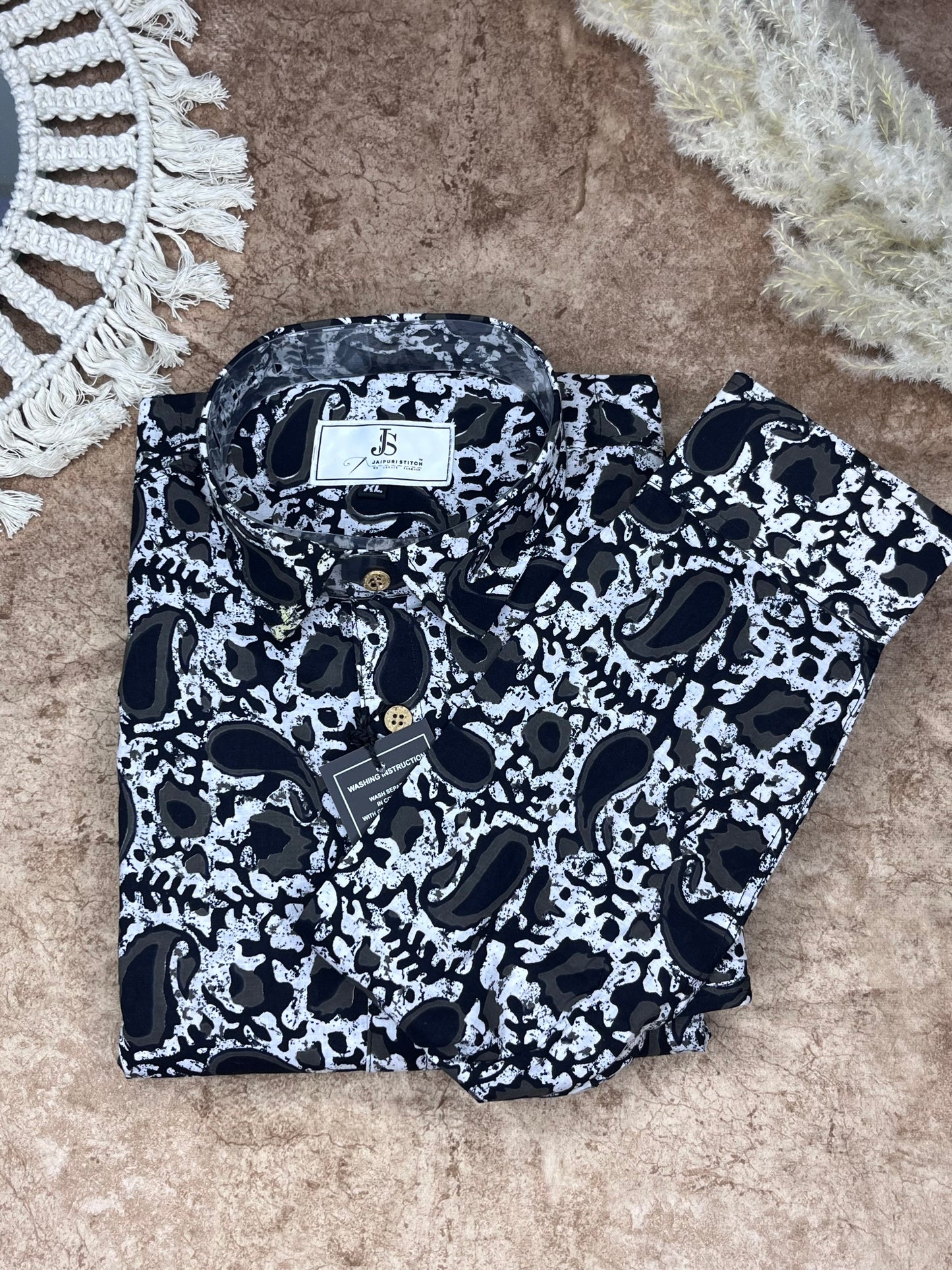 Black and White floral Printed full sleeves shirts for mens