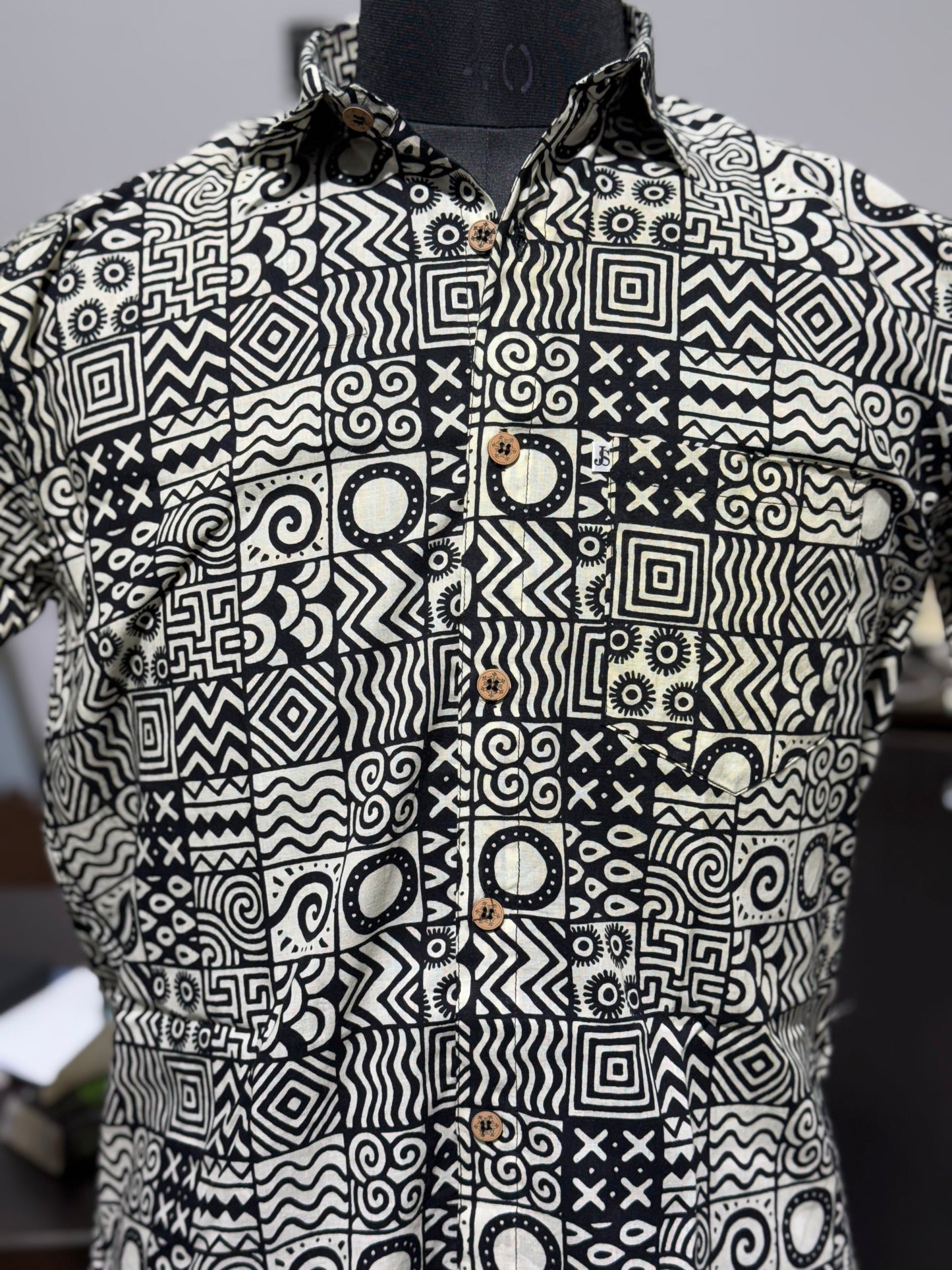 Black Geometric Puzzle Printed Half Sleeves Cotton Shirt for Men