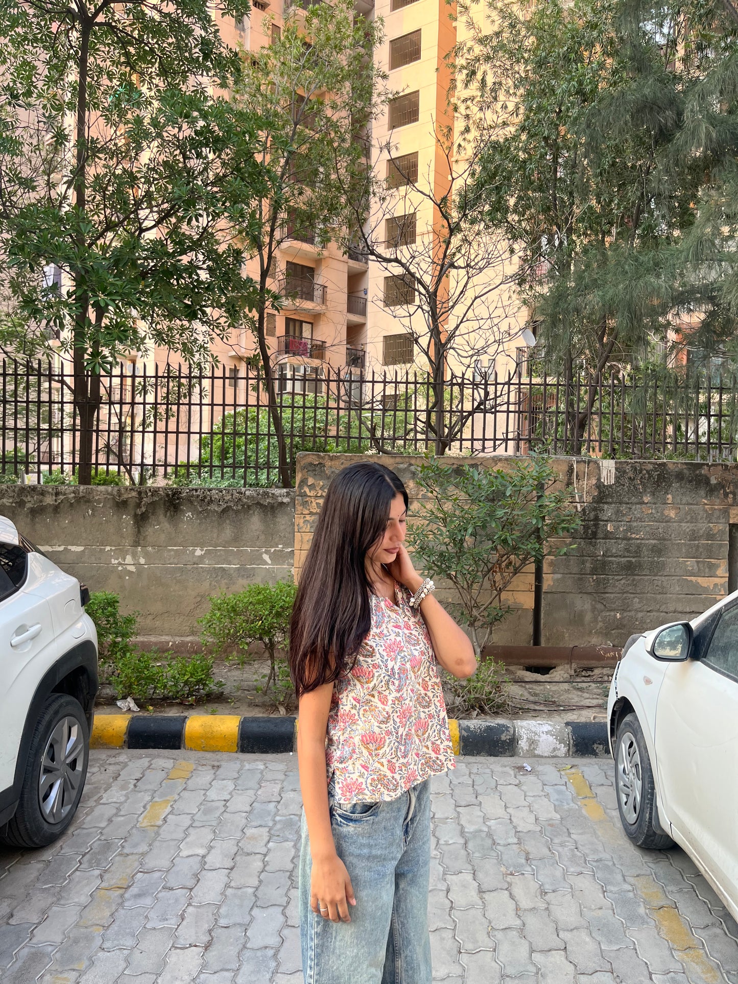 Ivory Kalamkari Floral Printed Cotton Sleeveless Top for Women