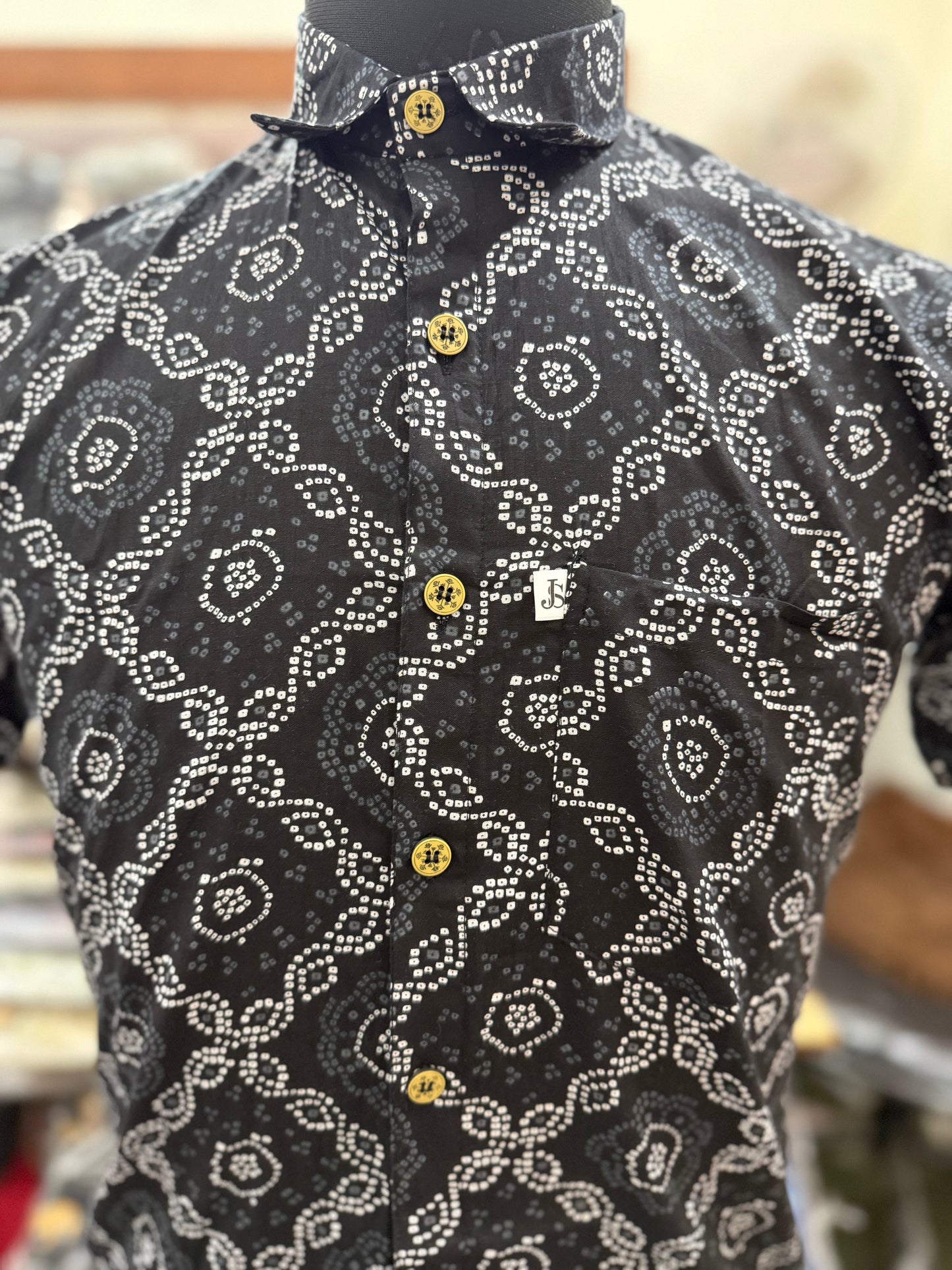 Black Bandhej Jaal Printed Men’s Half Sleeves Cotton Shirt
