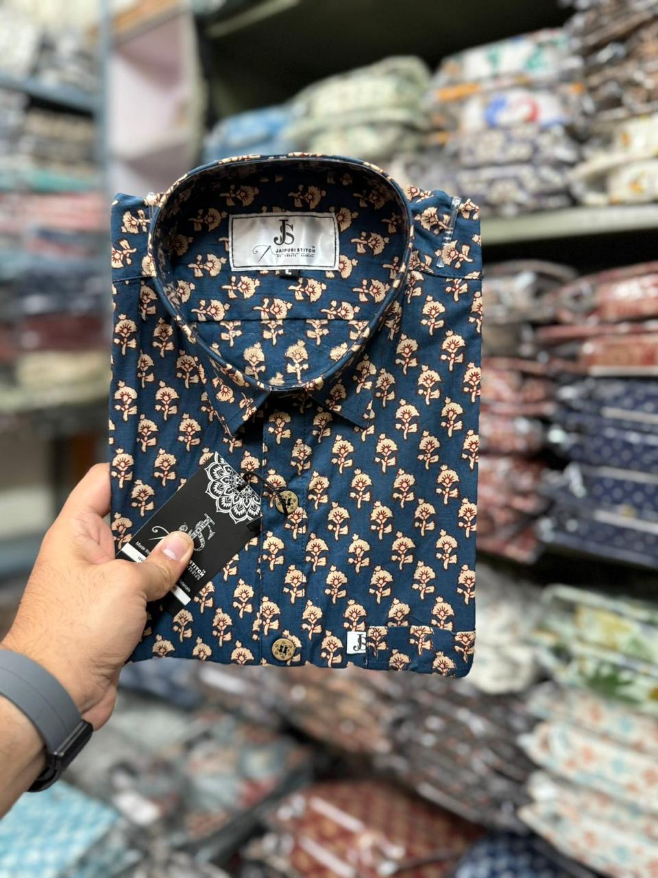 Blue and white small flower Printed Mens Half Sleeves Cotton Shirt