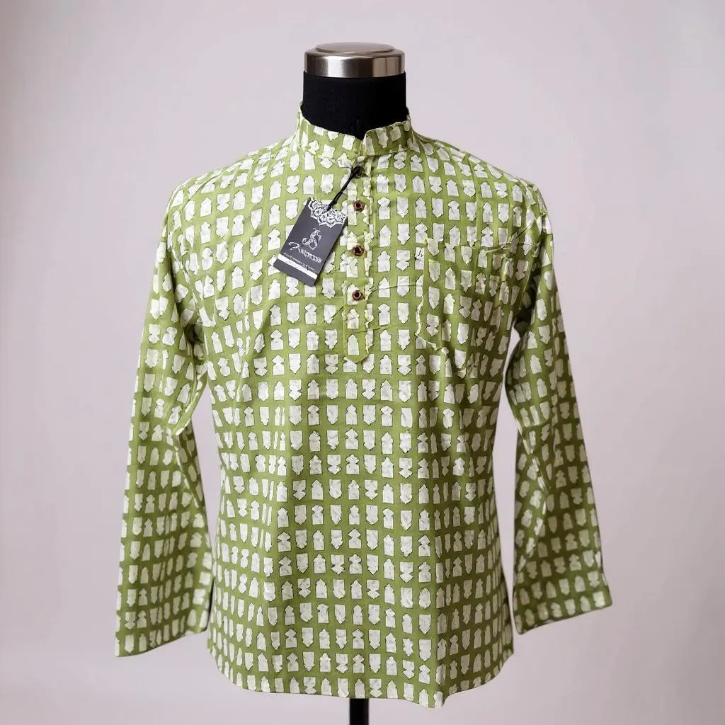 Green Abstract Grid Print Full Sleeves Short Kurta for Men