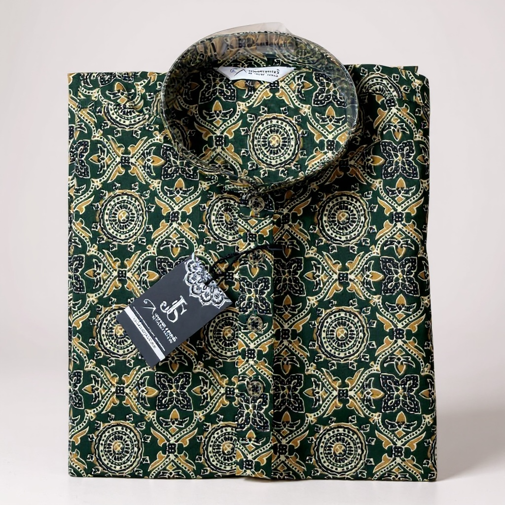 Hara Meenakari Jaal Printed Full Sleeves Long Kurta for Men