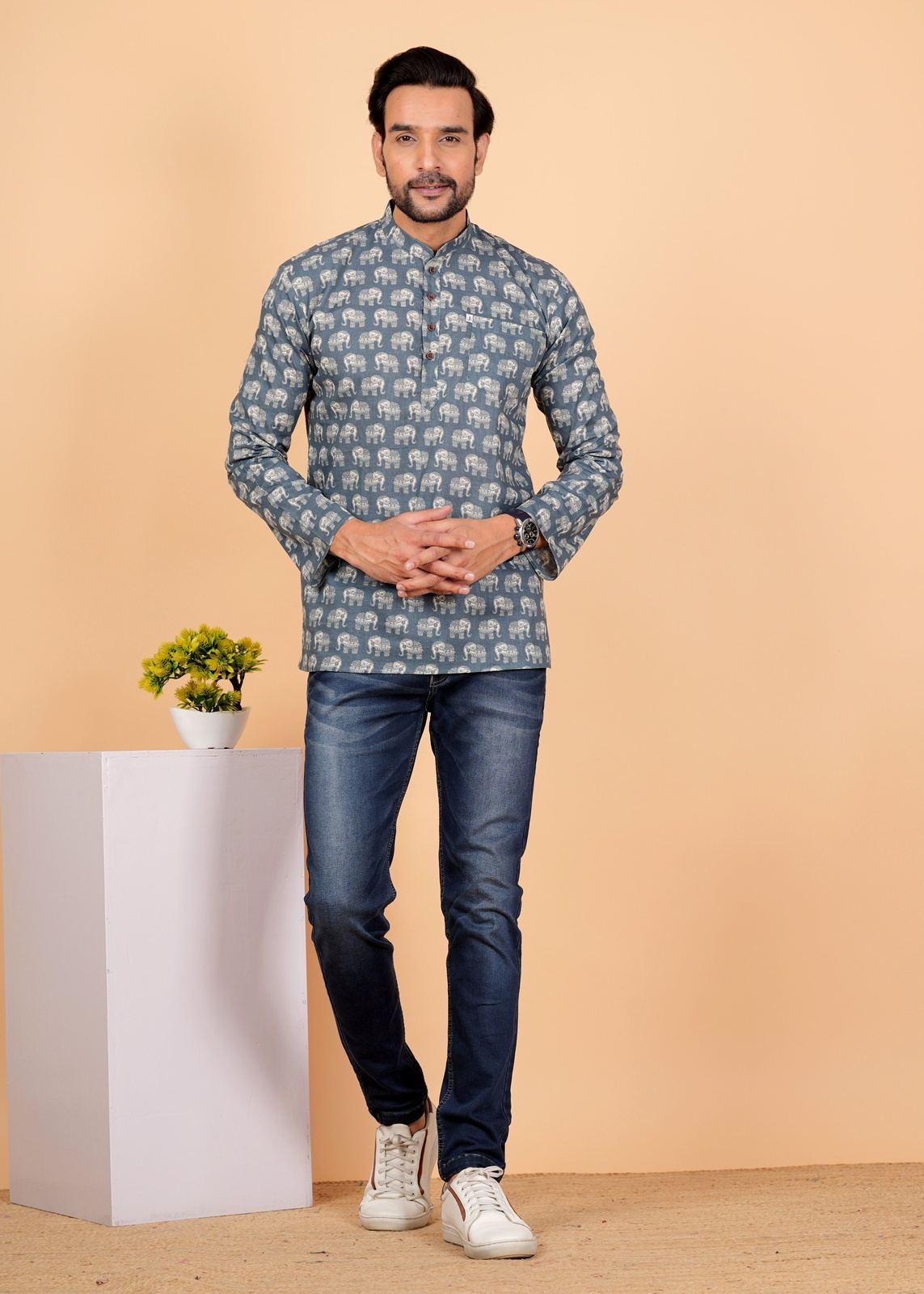 White Elephant Sanganeri Printed Short Kurta For Men