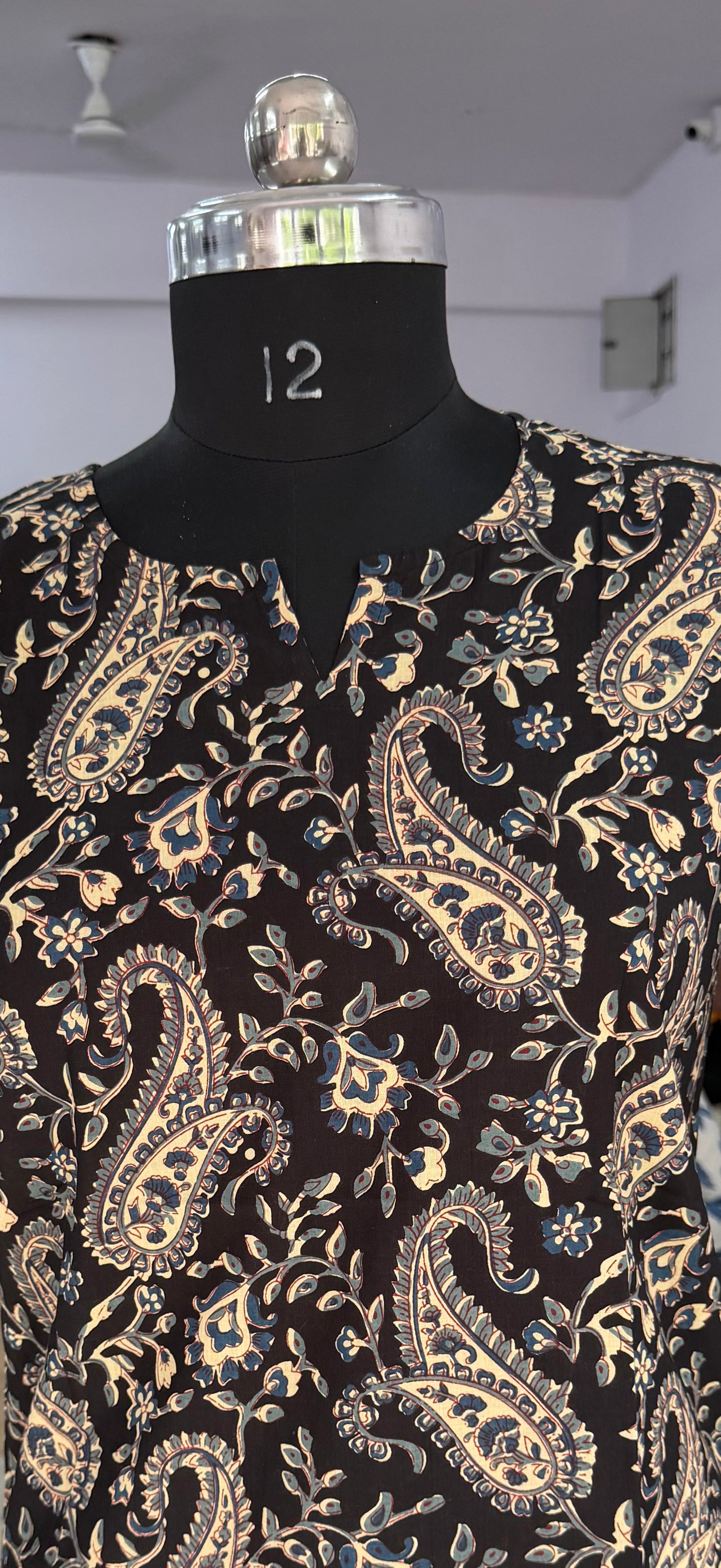 Black Beige Paisley Printed Women's Cotton Short Kurti Top