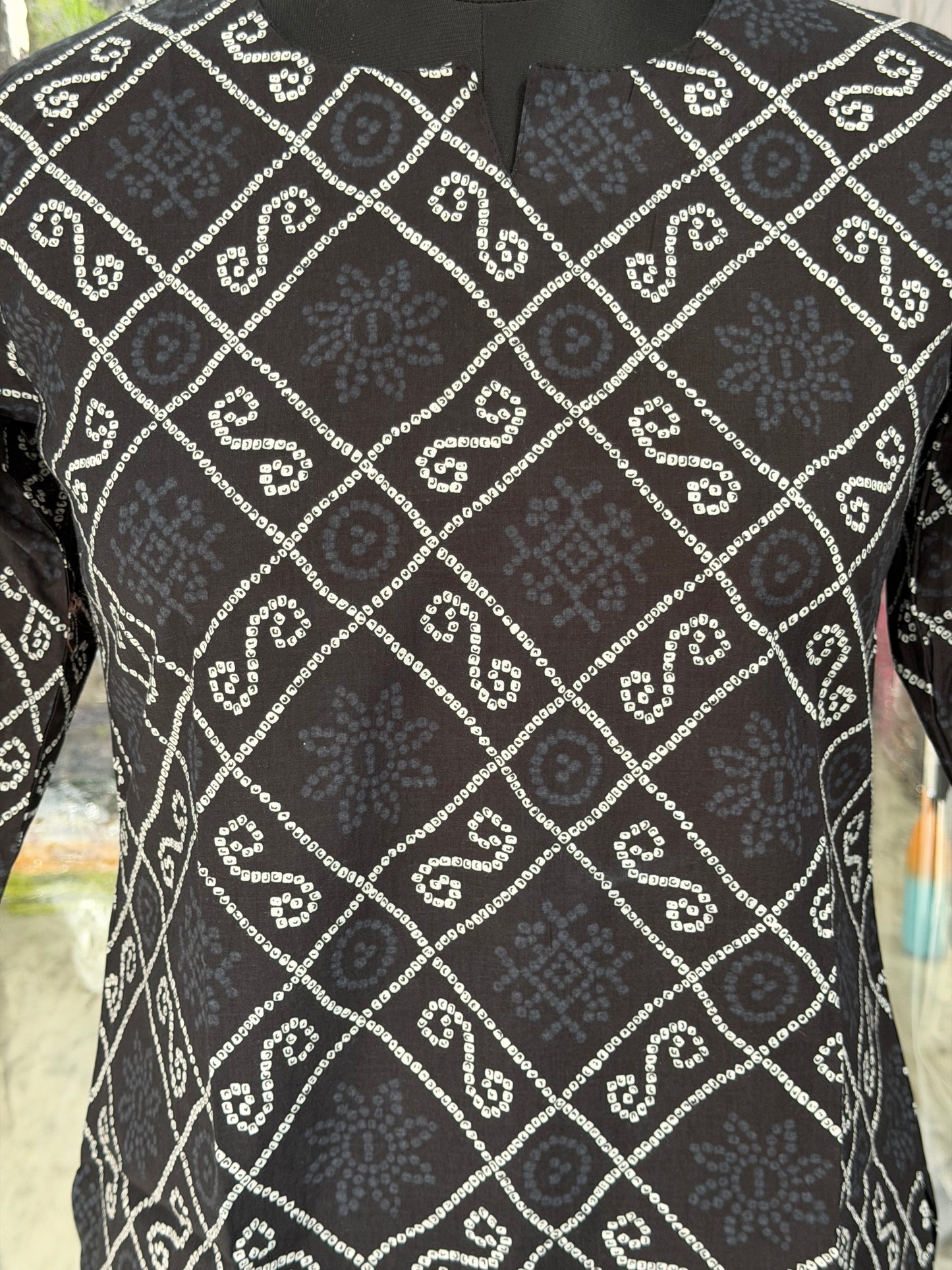 Black Bandhani Diamond Print Women's Cotton Short Kurti Top