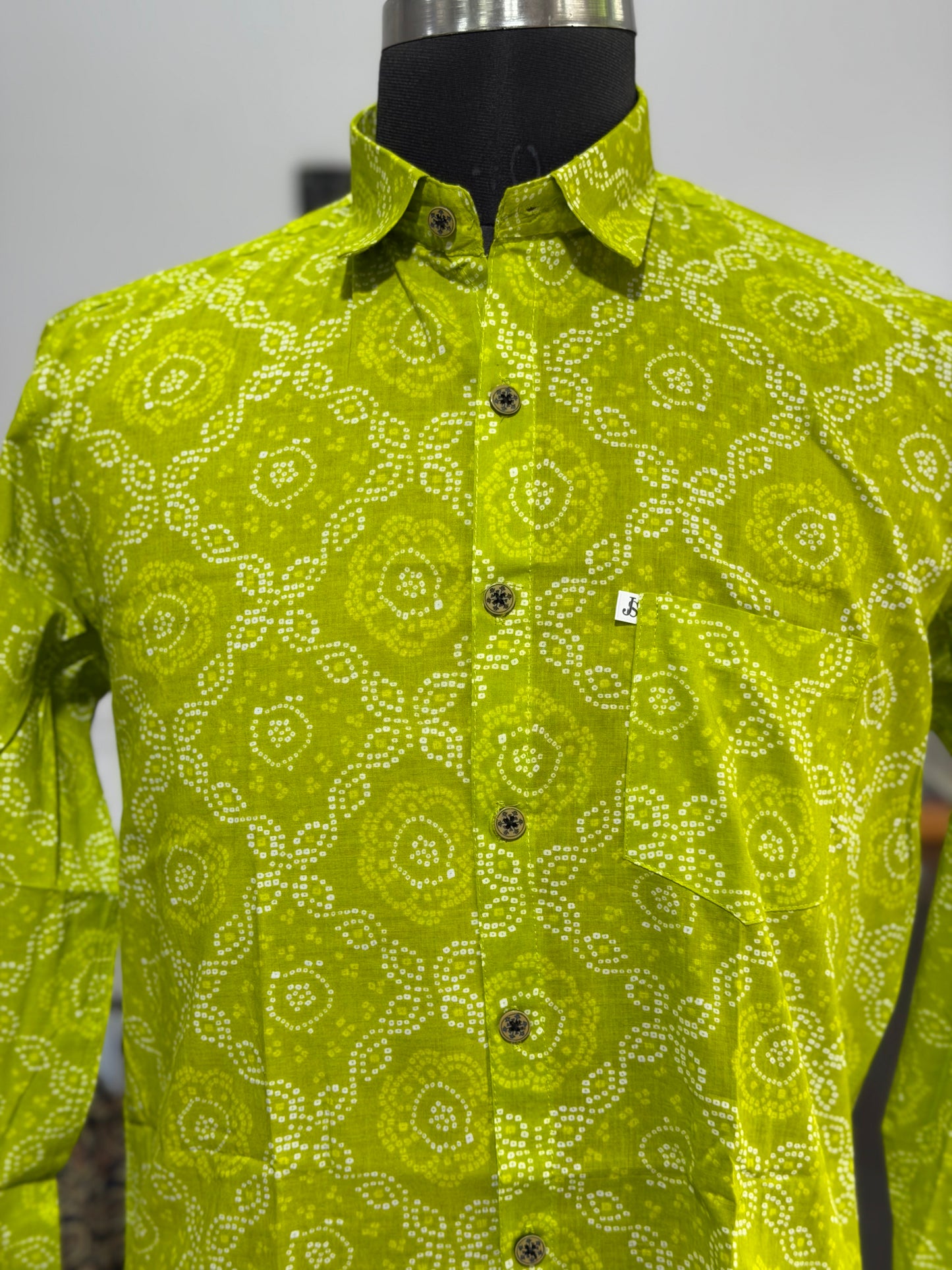 Full Sleeves Lime Bandhej Printed Cotton Shirt for Men
