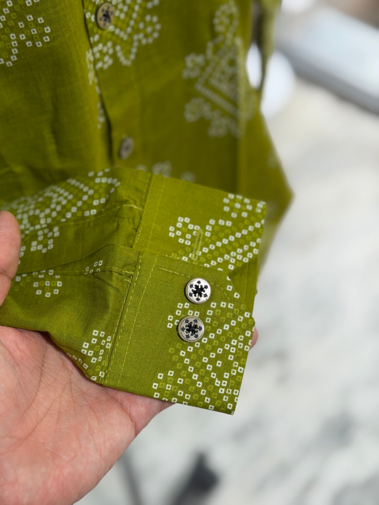 Full Sleeves Mehendi Green Bandhej Printed Cotton Shirt for Men