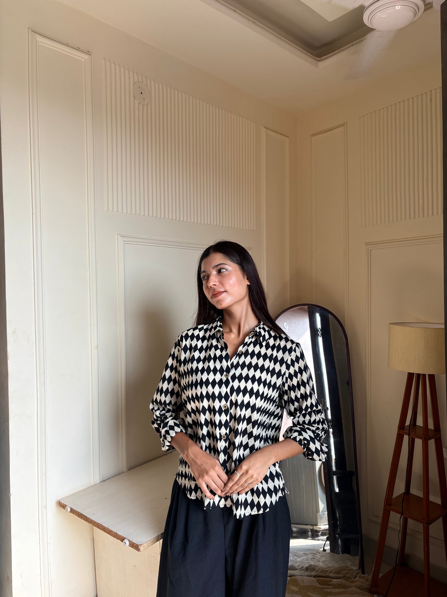Black & White Diamond Print Women’s Casual Shirt