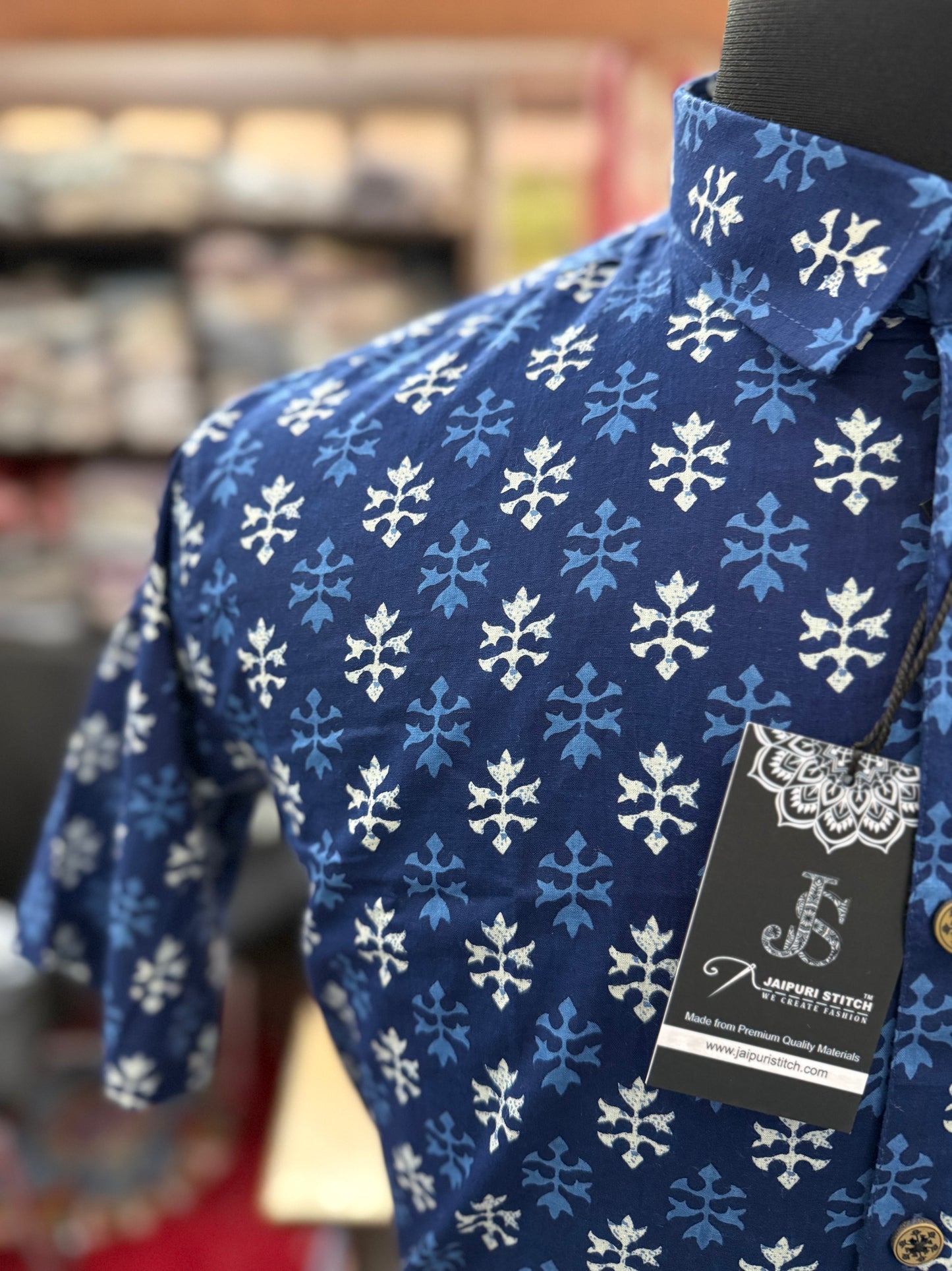 Blue & White Maple Booti Printed Men’s Half-Sleeves Cotton Shirt