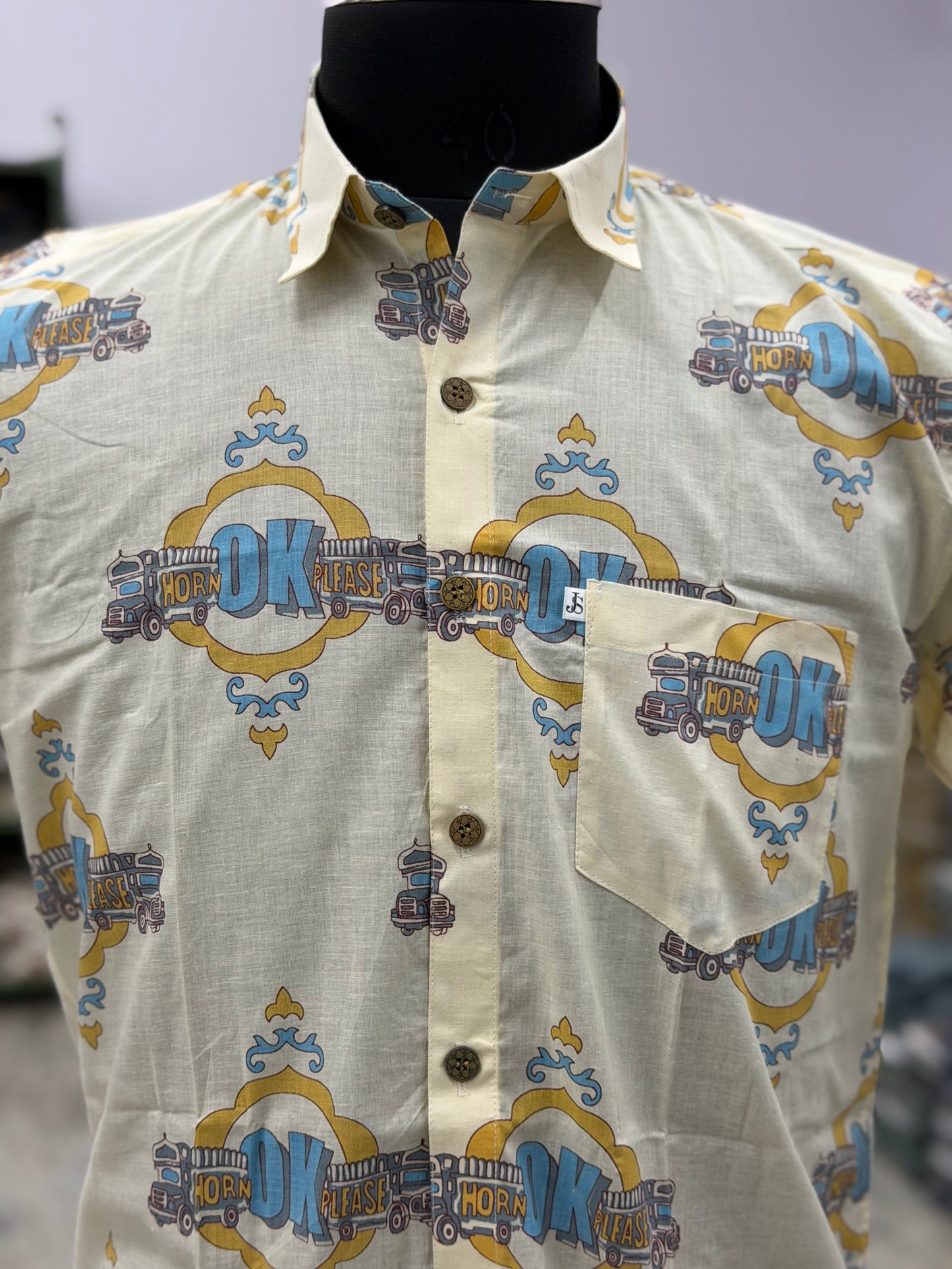 Horn Ok Print Men’s Half Sleeve Shirt