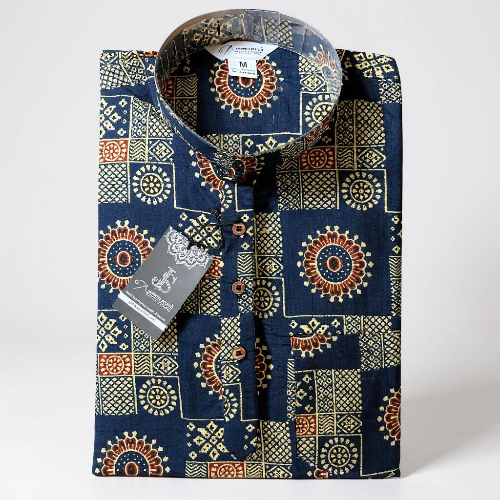 Blue Square Blocks Printed Full Sleeves Short Kurta for Men