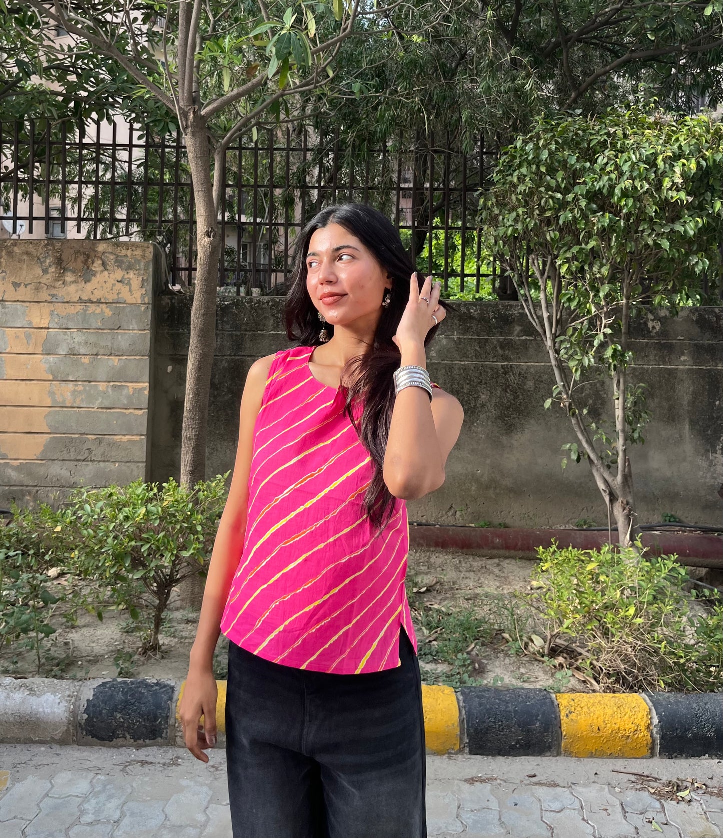 Pink Leheriya Printed Cotton Sleeveless Top for Women
