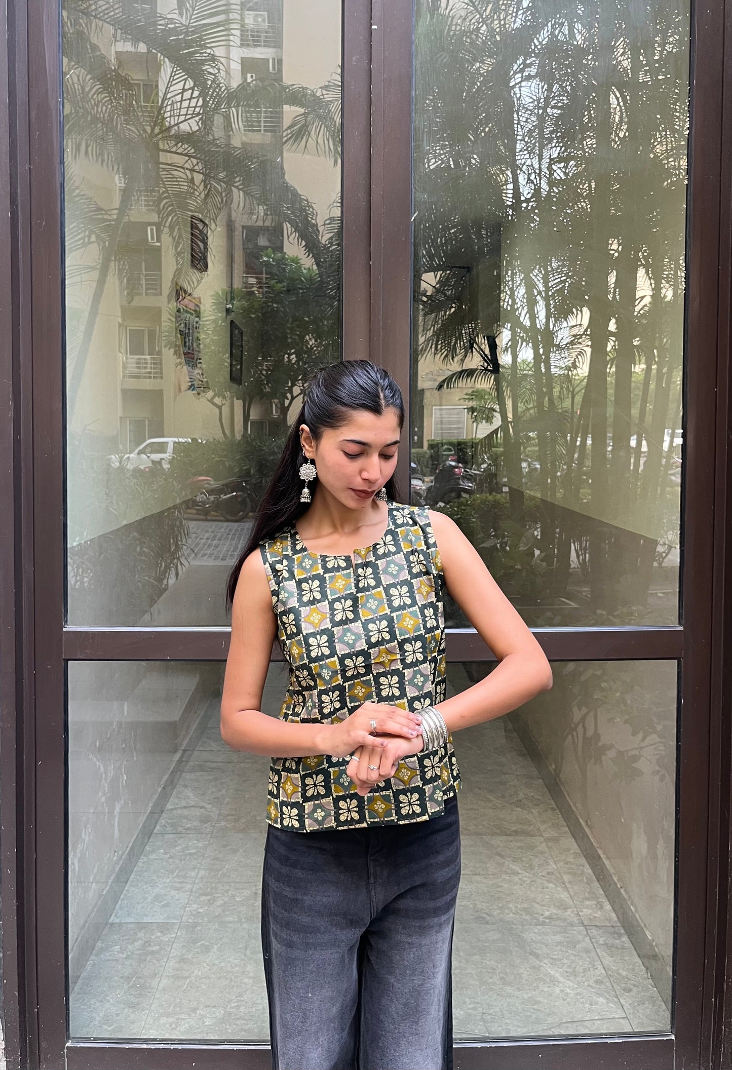 Green Geometric Floral Printed Cotton Sleeveless Top for Women