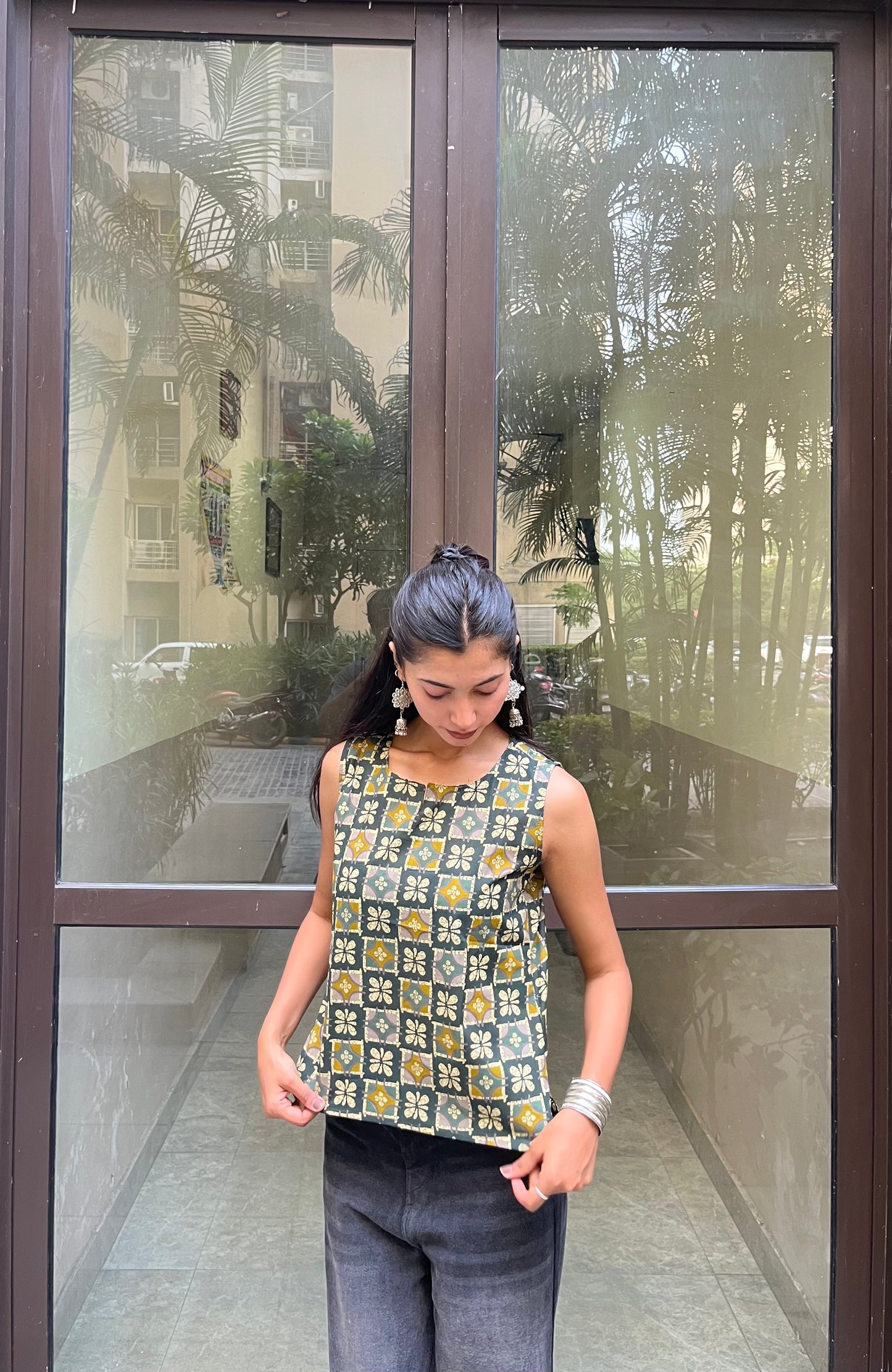 Green Geometric Floral Printed Cotton Sleeveless Top for Women