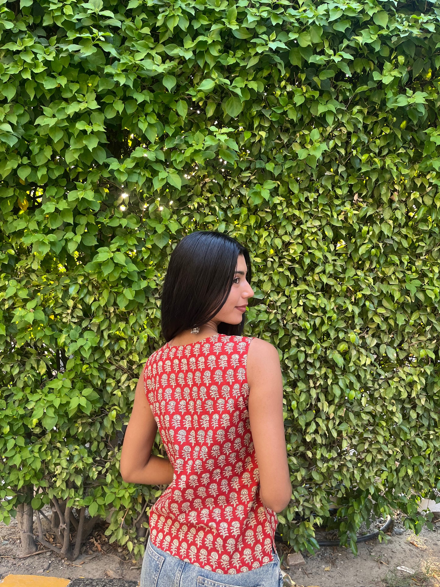 Red Floral Buti Printed Cotton Sleeveless Top for Women