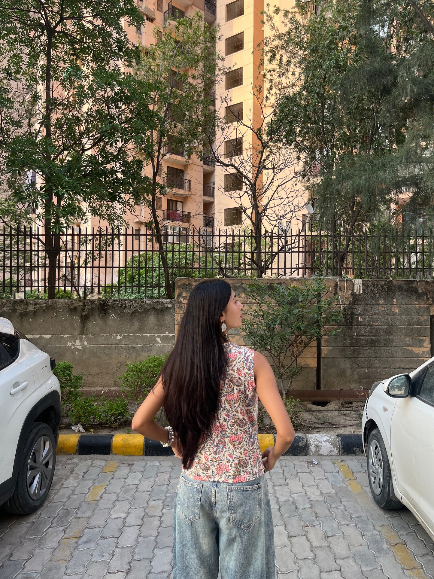Ivory Kalamkari Floral Printed Cotton Sleeveless Top for Women