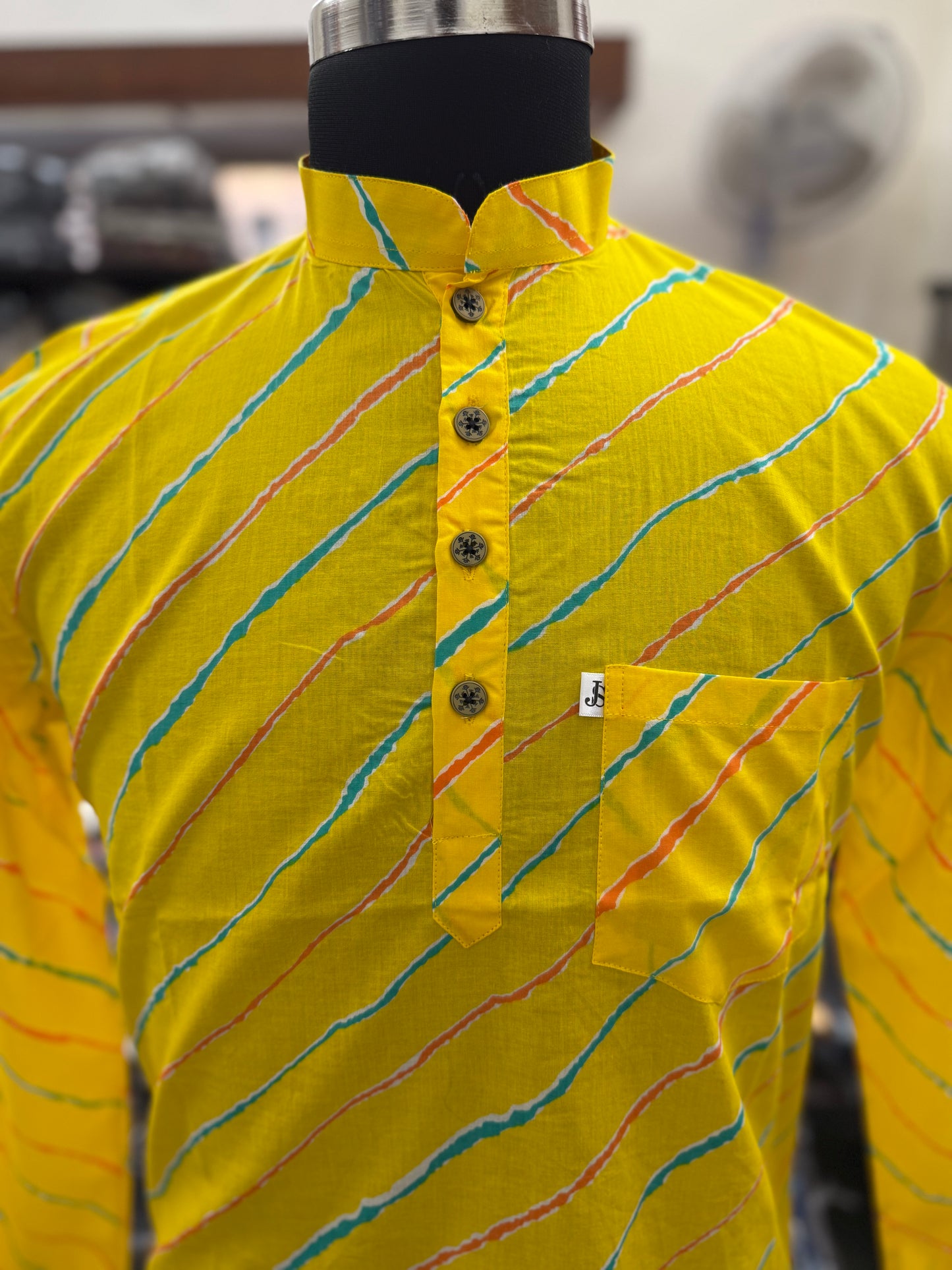 Yellow Leheriya Stripe Printed Full Sleeves Short Kurta for Men