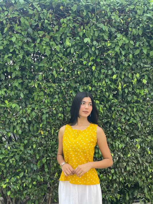 Yellow Bandhani Dot Print Sleeveless Cotton Crop Kurti Top for Women