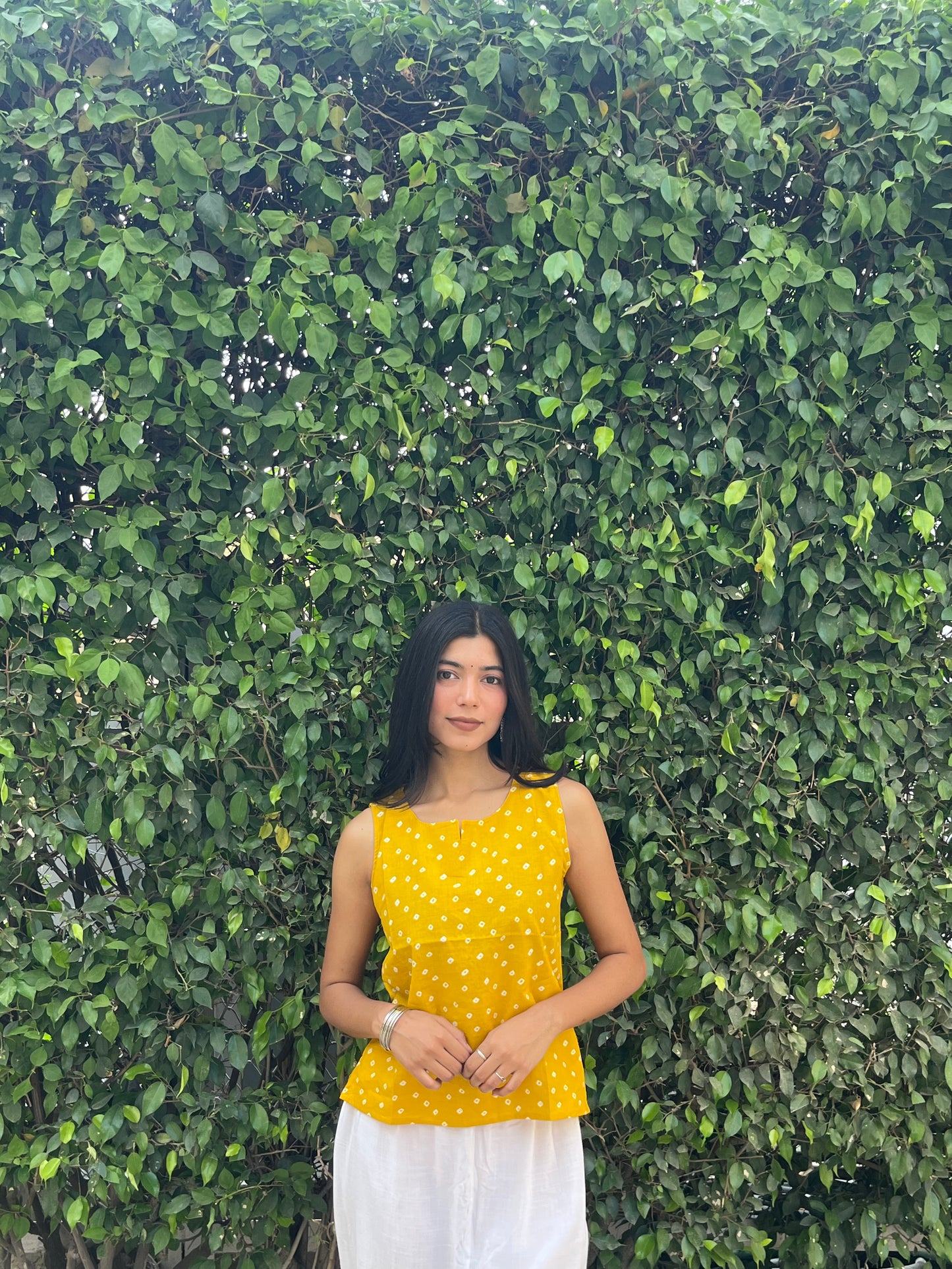 Yellow Bandhani Dot Print Sleeveless Cotton Crop Kurti Top for Women